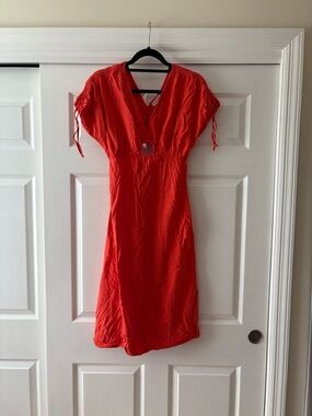 Sincerely Jules Bright Red V-Neck Midi Sundress with Center Ring